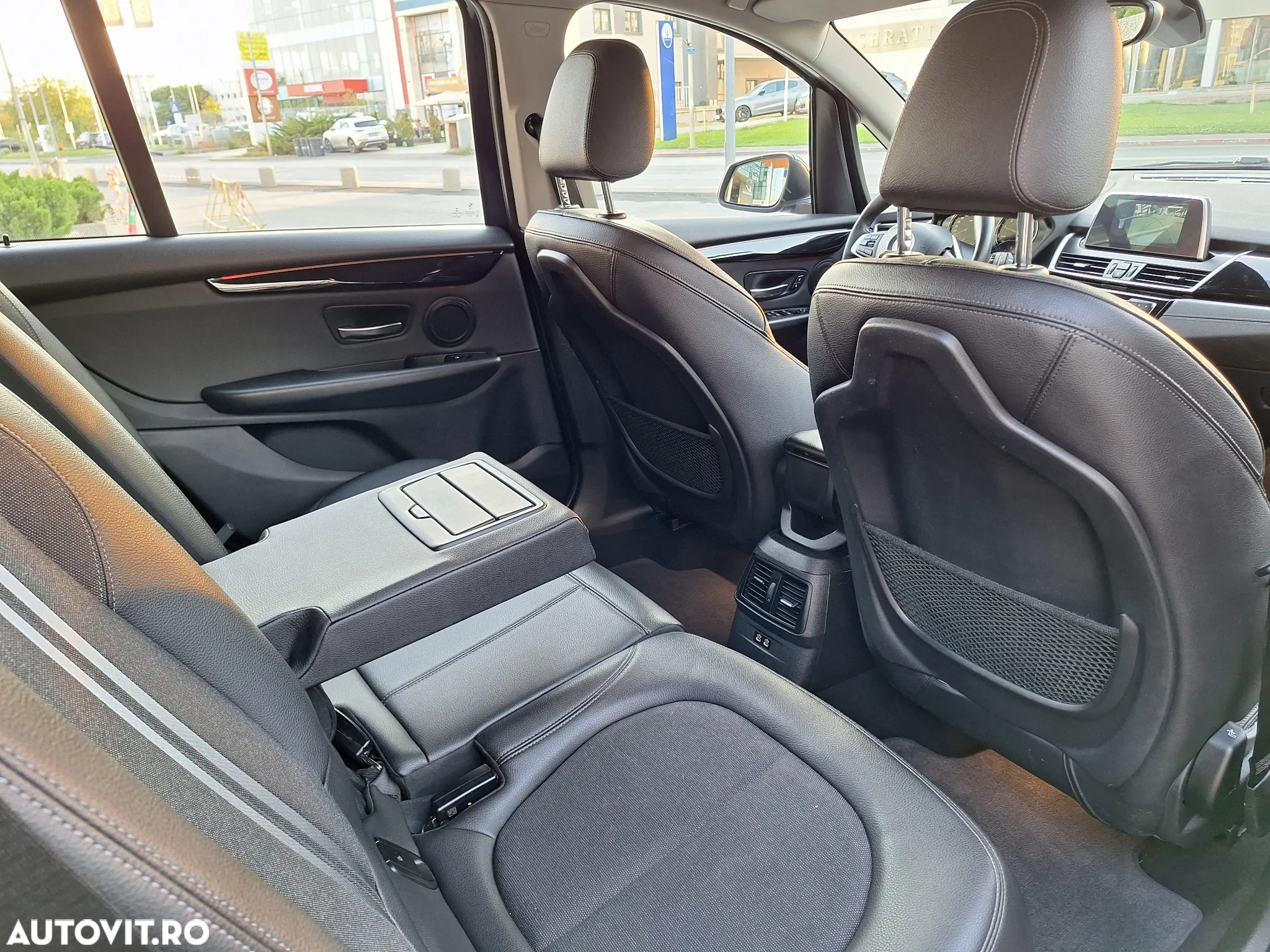 BMW Seria 2 216i Gran Tourer Sport Line - 9