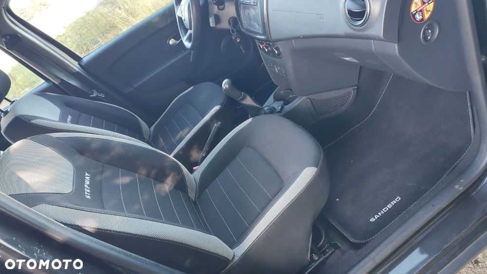 Dacia Sandero Stepway TCe 90 Prestige - 16