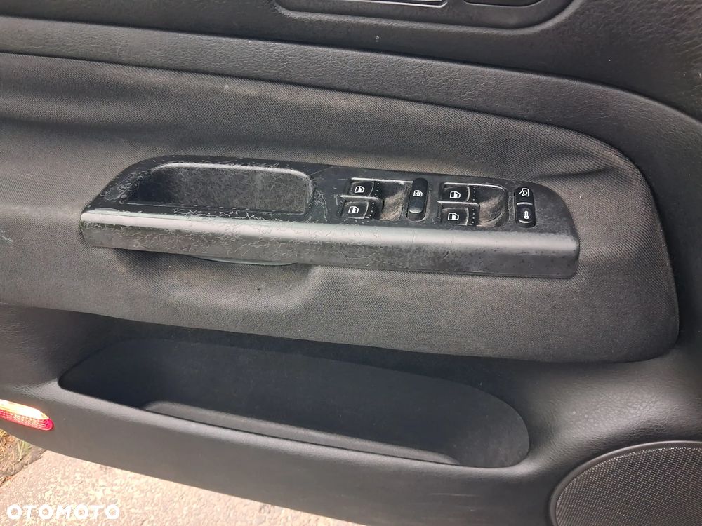 Volkswagen Golf - 12