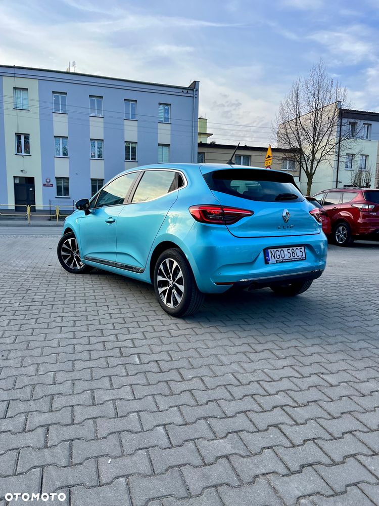 Renault Clio - 24