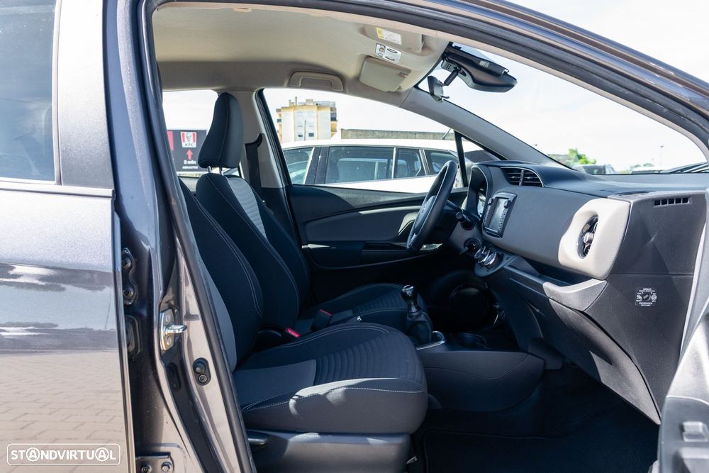Toyota Yaris 1.0 VVT-i ACtive+AC - 14