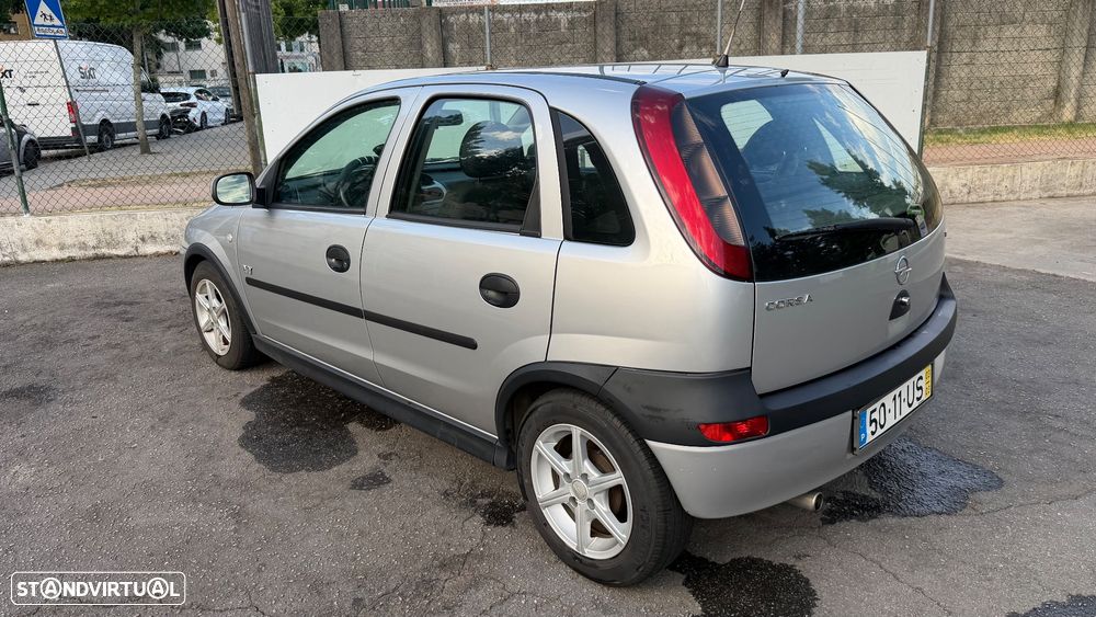 Opel Corsa 1.2 16V N-Joy - 4