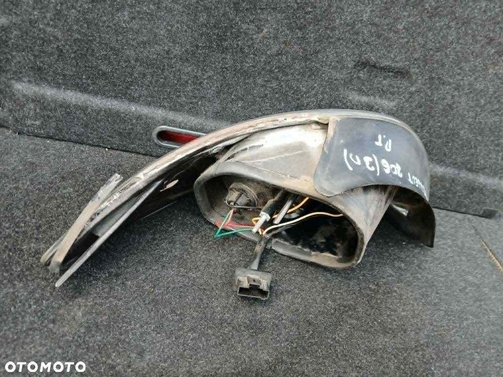 Peugeot 206 lampa tylna lewa, prawa - 8