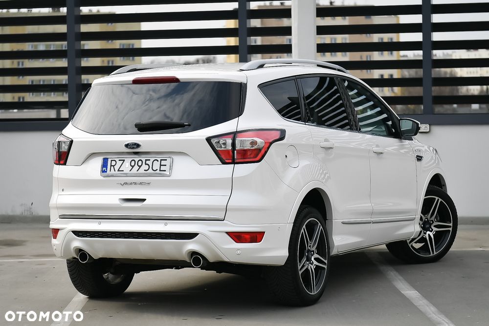 Ford Kuga Vignale 2.0 TDCi AWD - 12