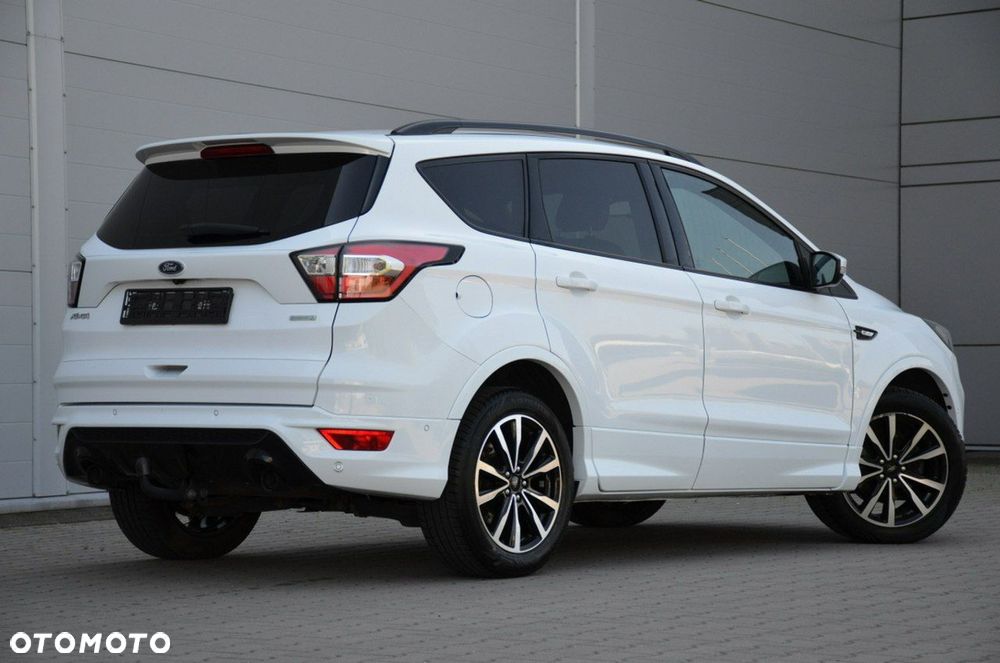 Ford Kuga - 12