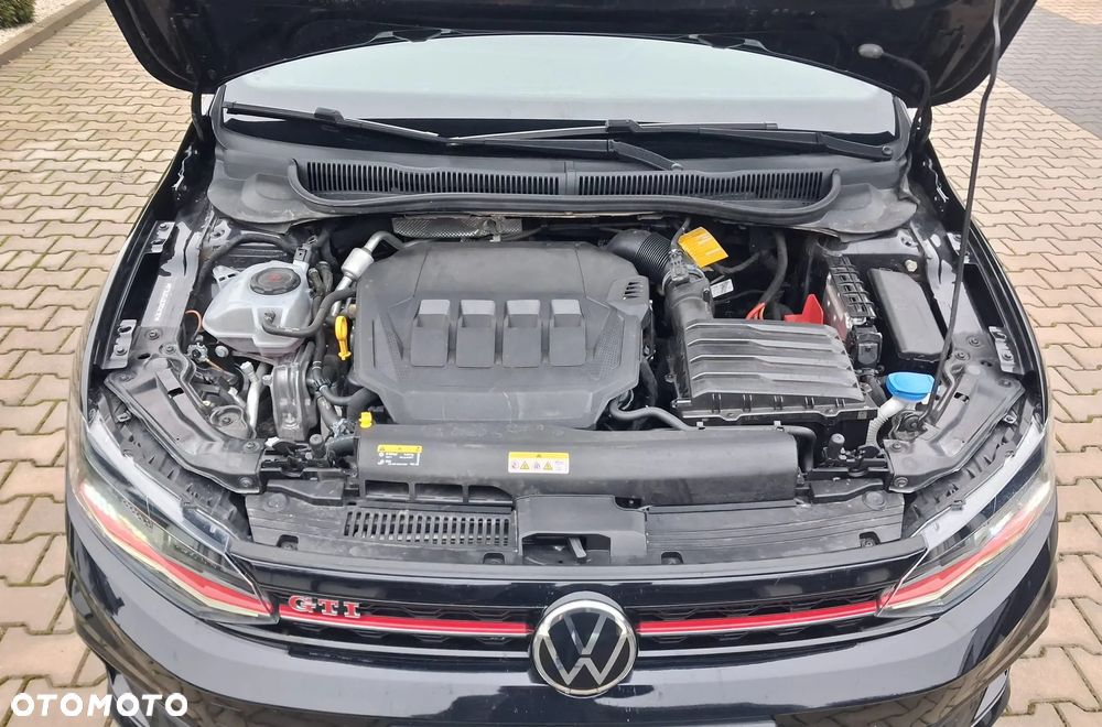 Volkswagen Polo 2.0 TSI DSG GTI - 6