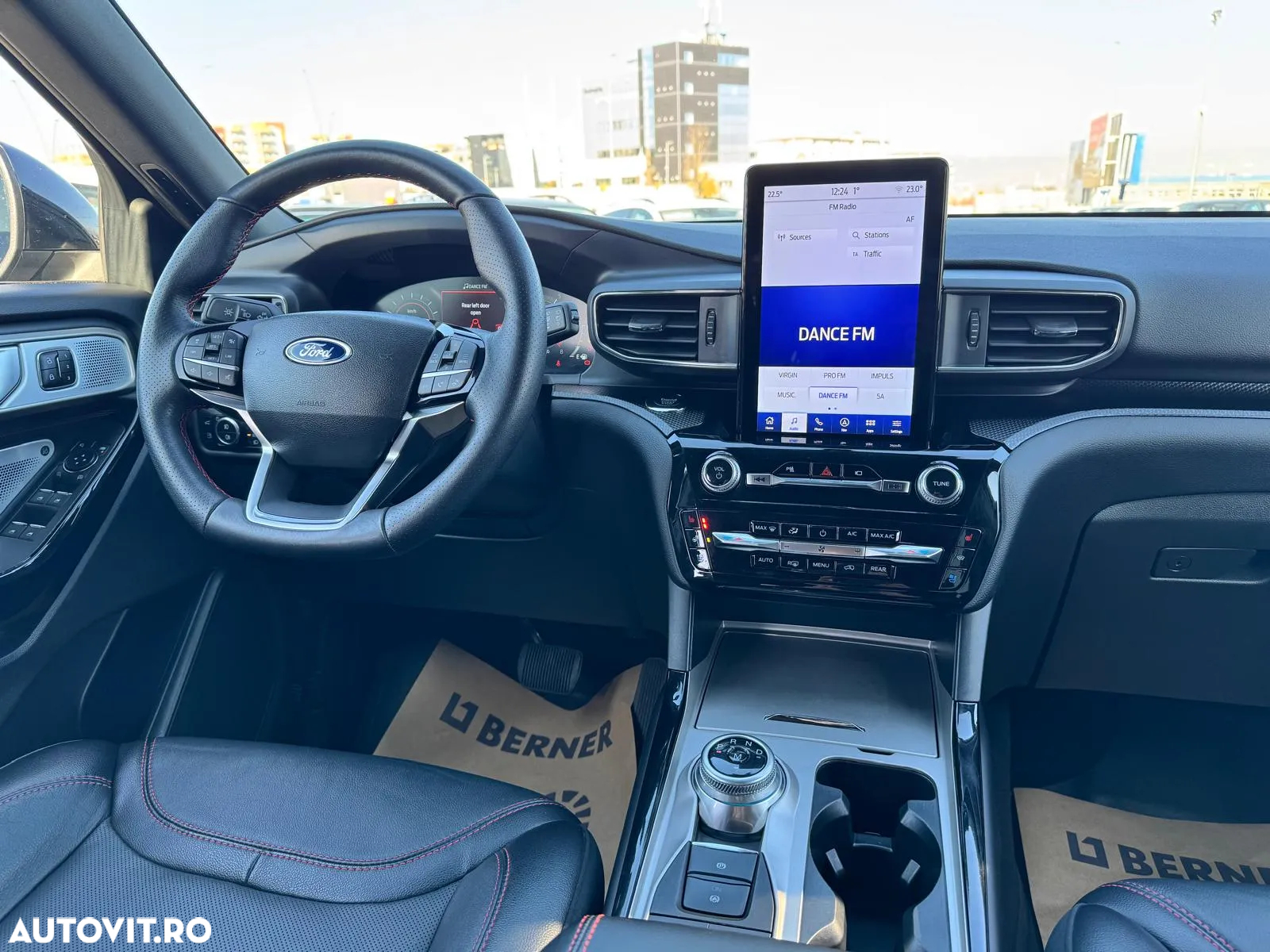 Ford Explorer 3.0 PHEV ST-Line - 36