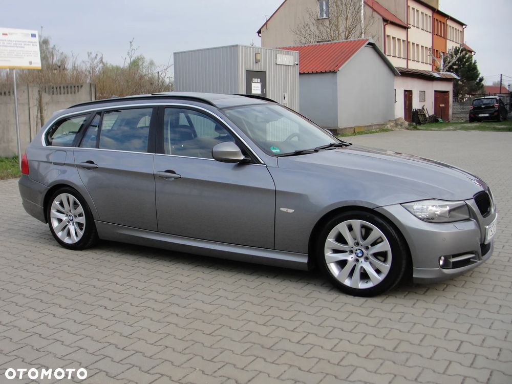 BMW Seria 3 318d DPF Edition Exclusive - 12