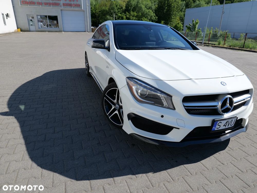 Mercedes-Benz CLA 45 AMG 4-Matic - 2