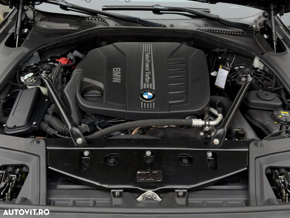 BMW Seria 5 535d xDrive AT - 31