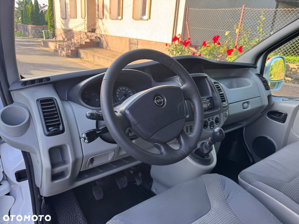 Opel Vivaro - 5