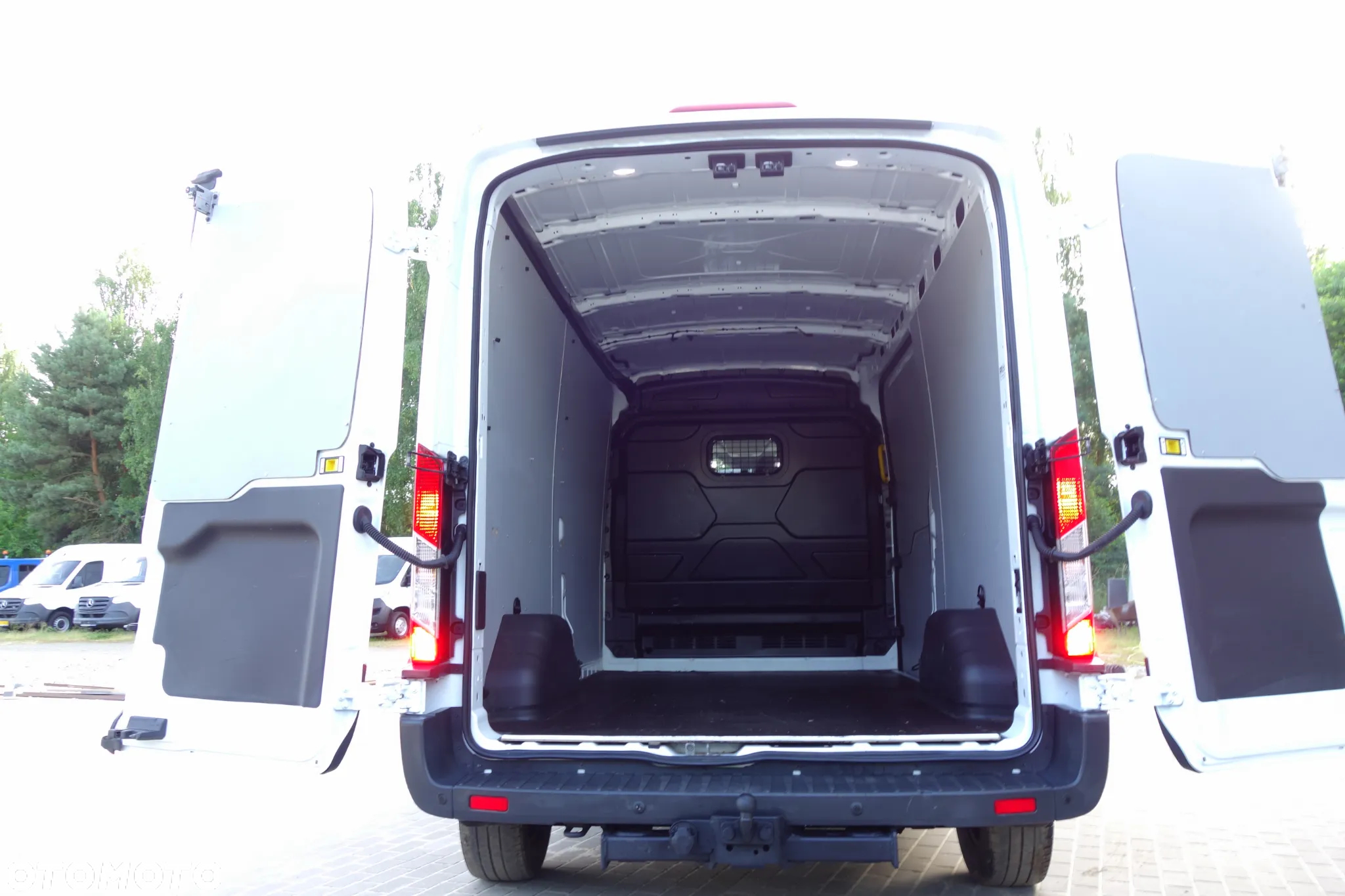 Ford Transit L3H2  Ecoblue 130 KM  Klima Webasto - 13