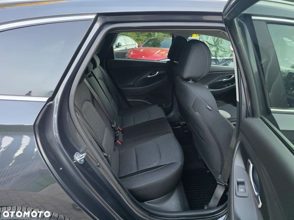 Hyundai i30 - 27