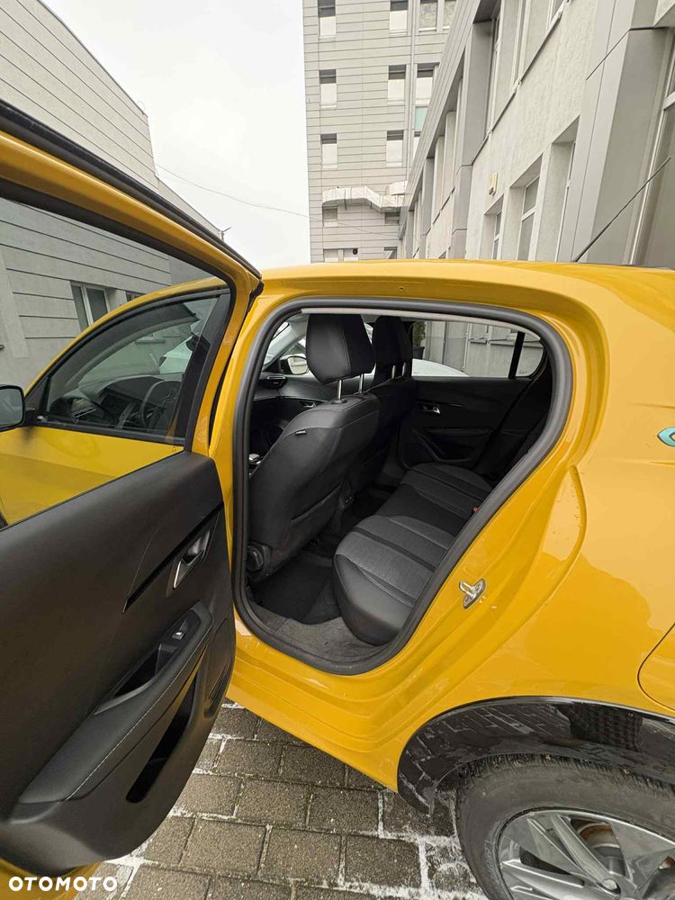 Peugeot 208 Allure - 5