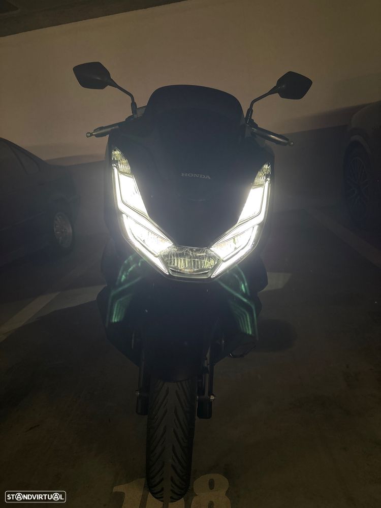 Honda PCX125 Black edition - 11