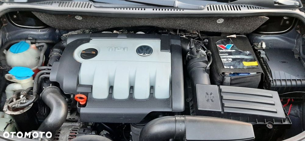 Volkswagen Touran 2.0 TDI DPF Comfortline - 14