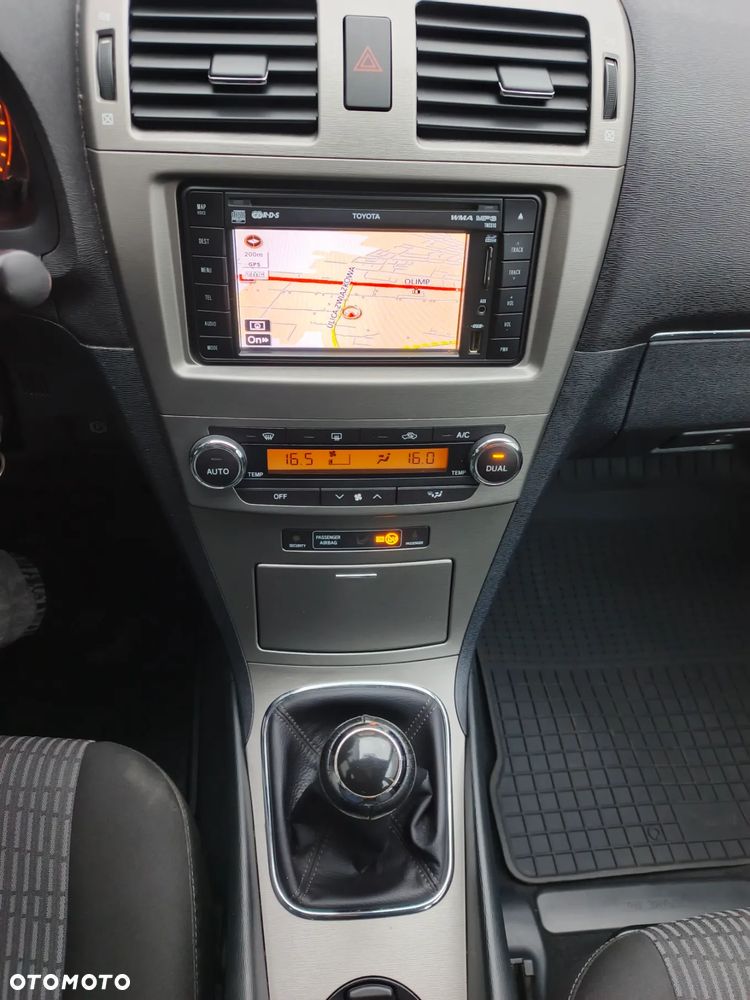 Toyota Avensis Combi 1.8 Edition - 14