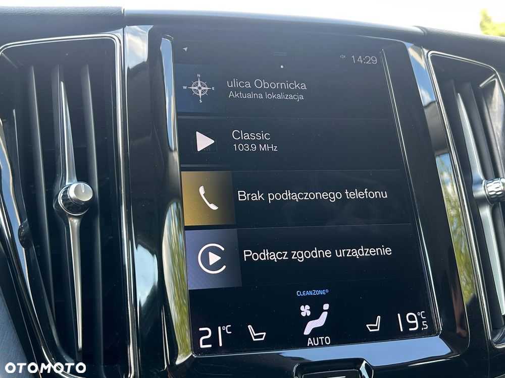 Volvo XC 60 B4 D Momentum Pro - 16