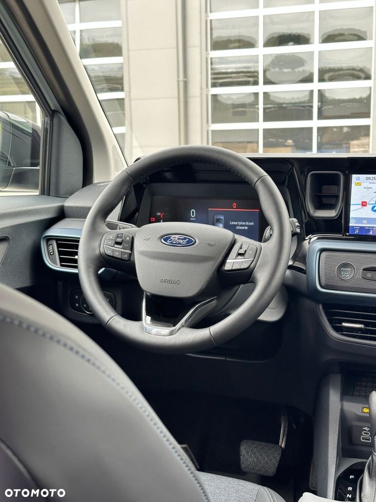 Ford Tourneo Courier - 13