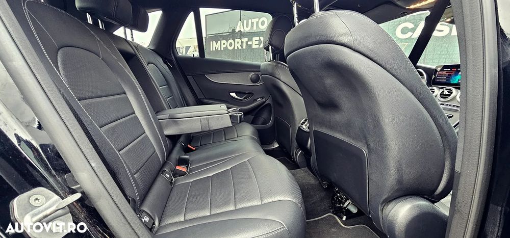 Mercedes-Benz GLC 300 de 4Matic 9G-TRONIC Exclusive - 11