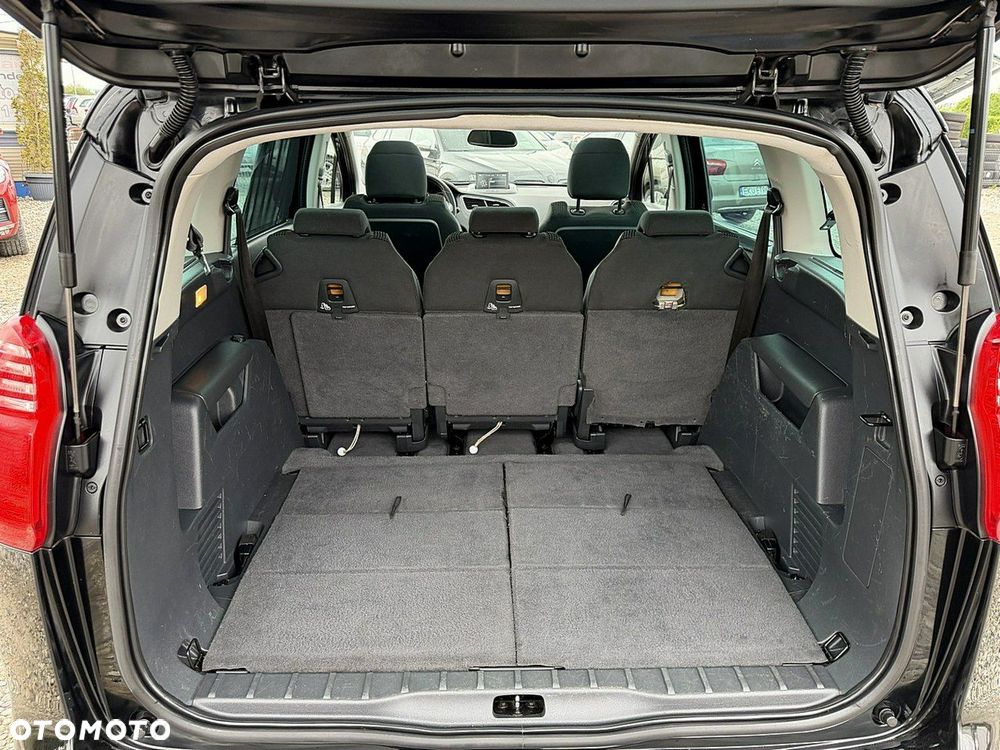Peugeot 5008 - 17