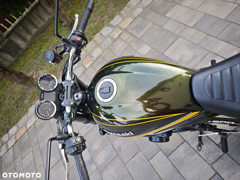 Kawasaki Z 900 RS - 4