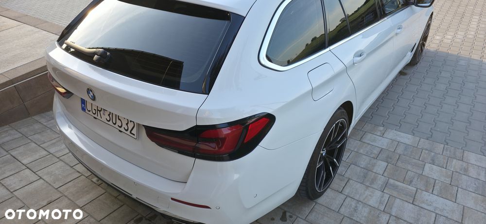 BMW Seria 5 530d xDrive mHEV Luxury Line - 4