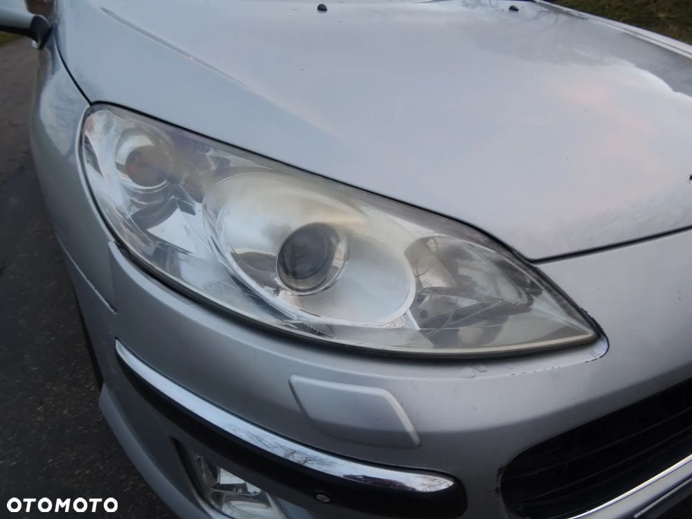 Peugeot 407 lampa prawy przód prawa przednia przedni reflektor xenon - 13
