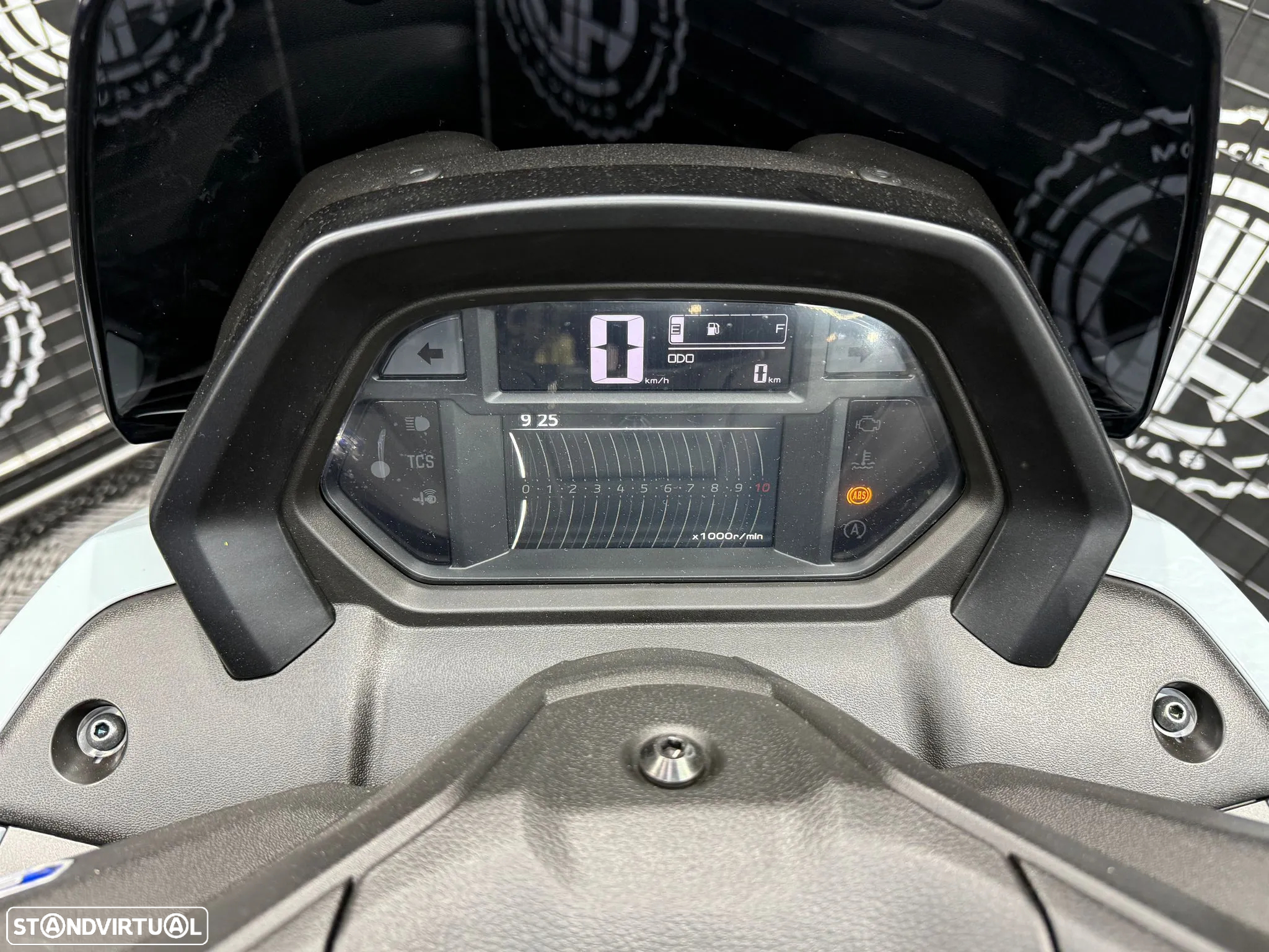 Yamaha NMAX 125 TECH MAX - 13