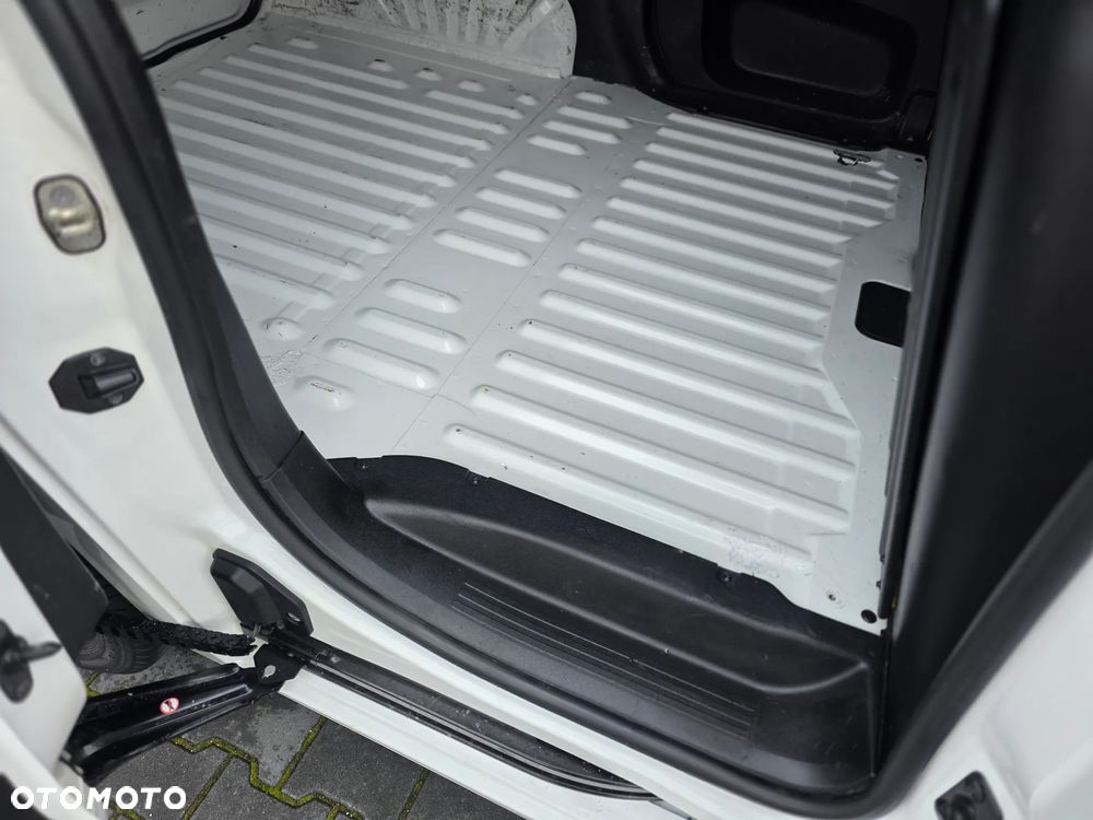 Toyota Proace City 2.0t 1.5 D-4d 100KM  3 OSOBOWA Furgon Blaszak BEZWYPADKOWA z Polskiego Salonu I Pierwszy i Jedyny Właściciel I Pełna Faktura Vat 23% - 12