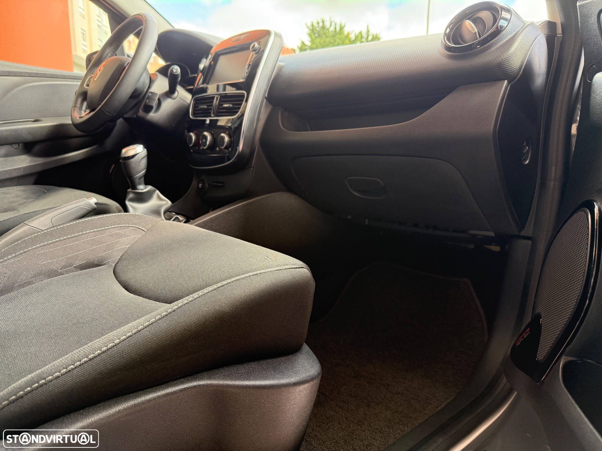 Renault Clio Sport Tourer 1.5 dCi Limited EDition - 33