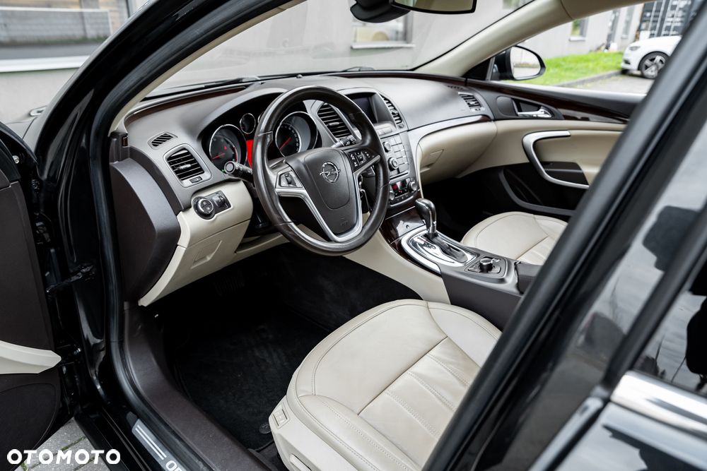 Opel Insignia 2.8 Turbo 4x4 Sport - 17