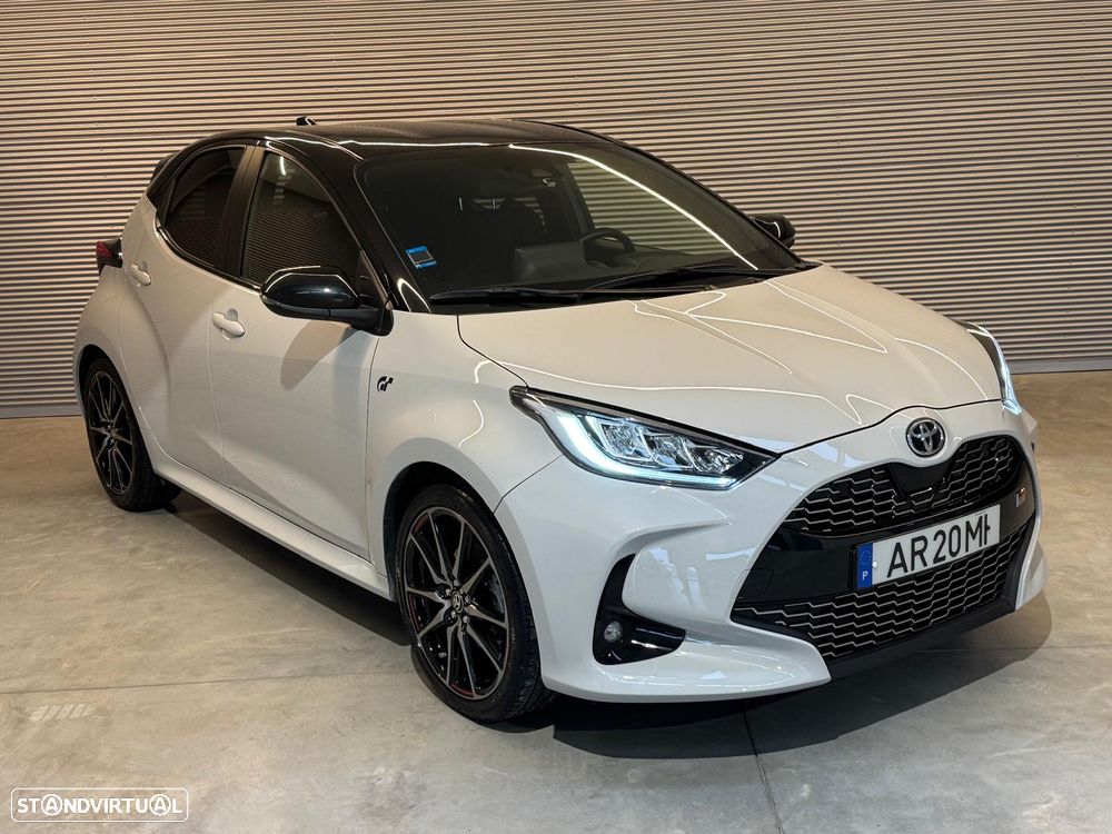 Toyota Yaris 1.5 HDF GR Sport - 1