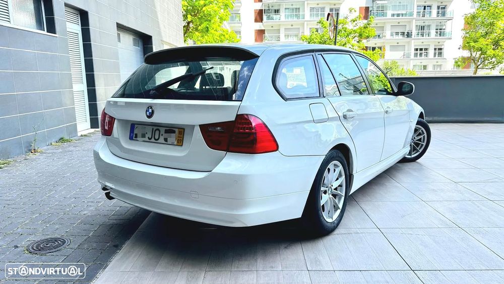 BMW 318 d LifeStyle - 6