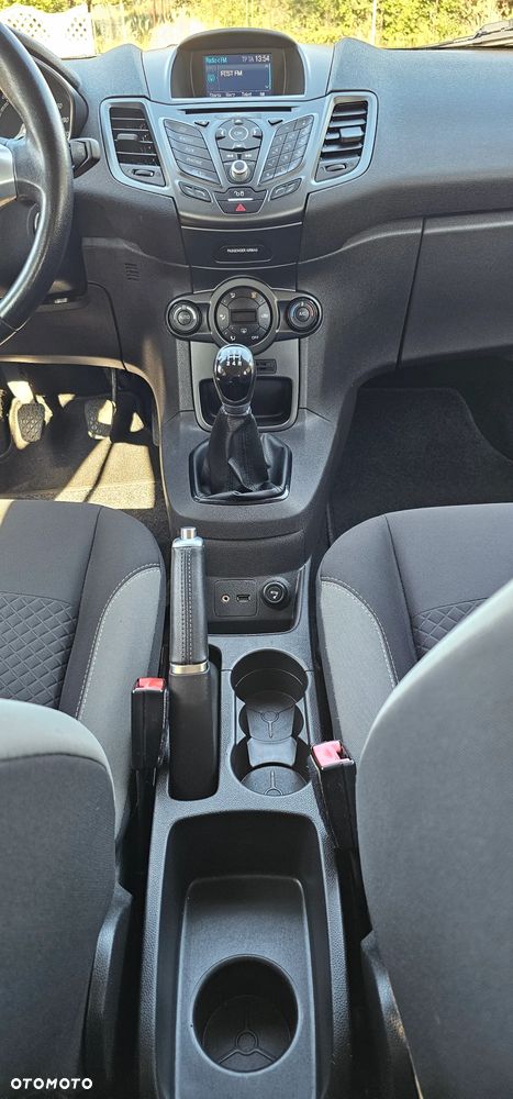 Ford Fiesta 1.25 Trend - 33