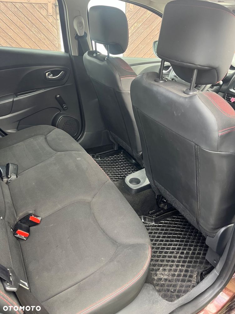 Renault Clio 1.2 16V Alize - 10