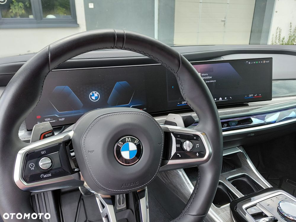 BMW Seria 7 - 22