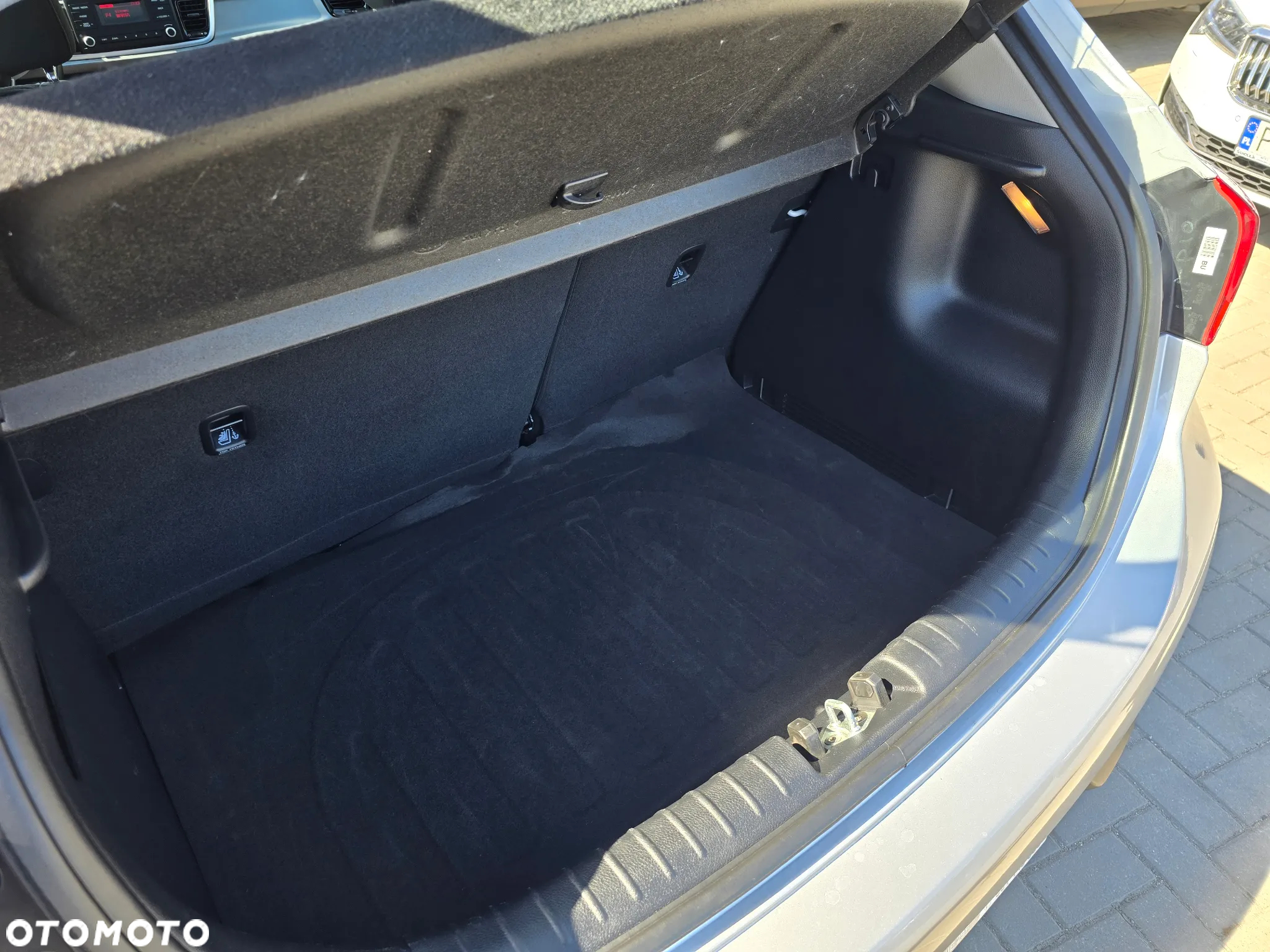Kia Rio - 18