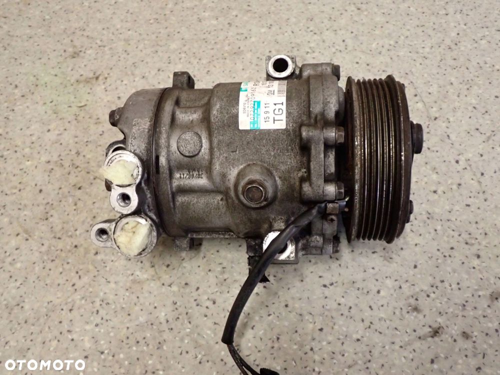 SUZUKI SWIFT MK VII DDIS 10- SPRĘŻARKA KOMPRESOR - 1