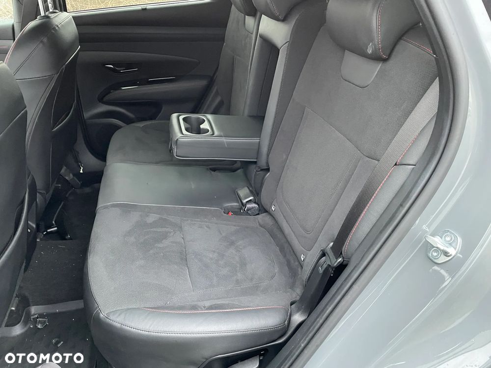 Hyundai Tucson 1.6 T-GDi HEV 2WD N Line - 24