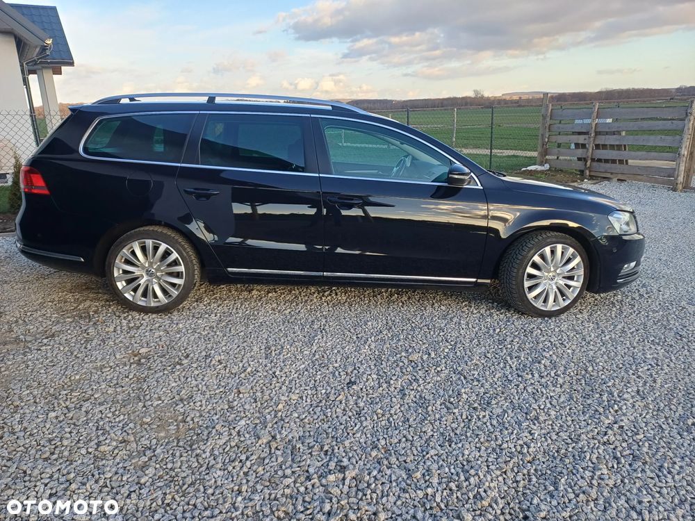 Volkswagen Passat 2.0 TDI DSG BlueMotion Technology Comfortline - 4