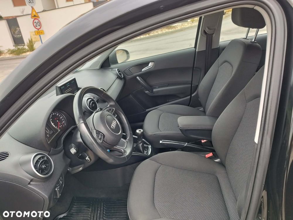 Audi A1 Sportback 1.0 TFSI ultra - 4