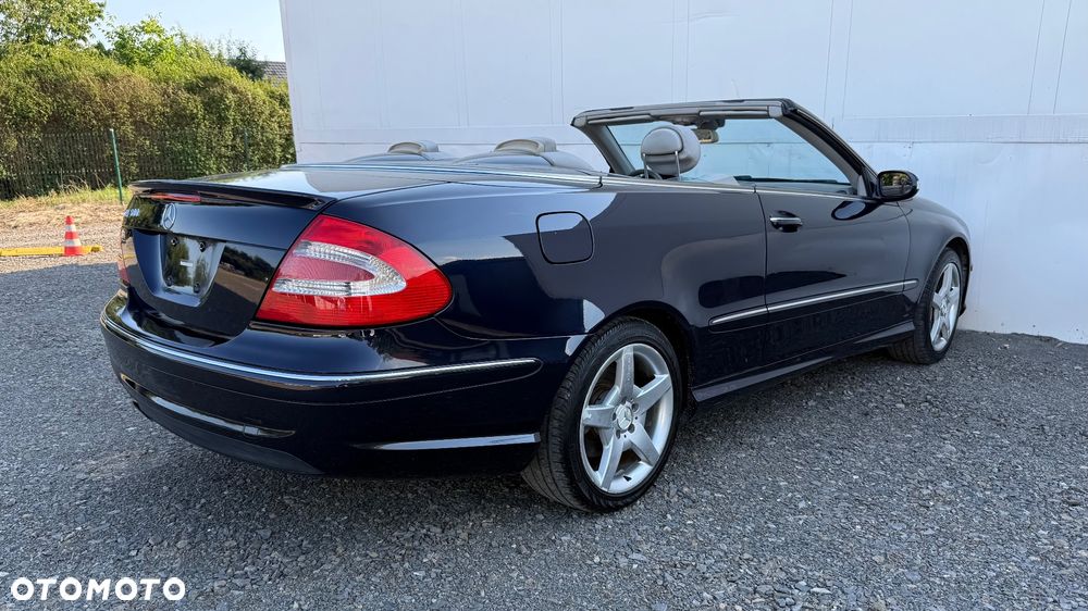 Mercedes-Benz CLK - 15