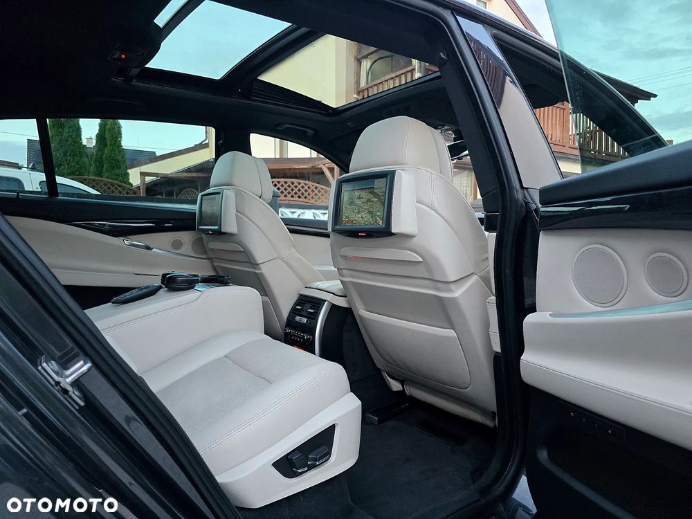 BMW 5GT 550i - 15