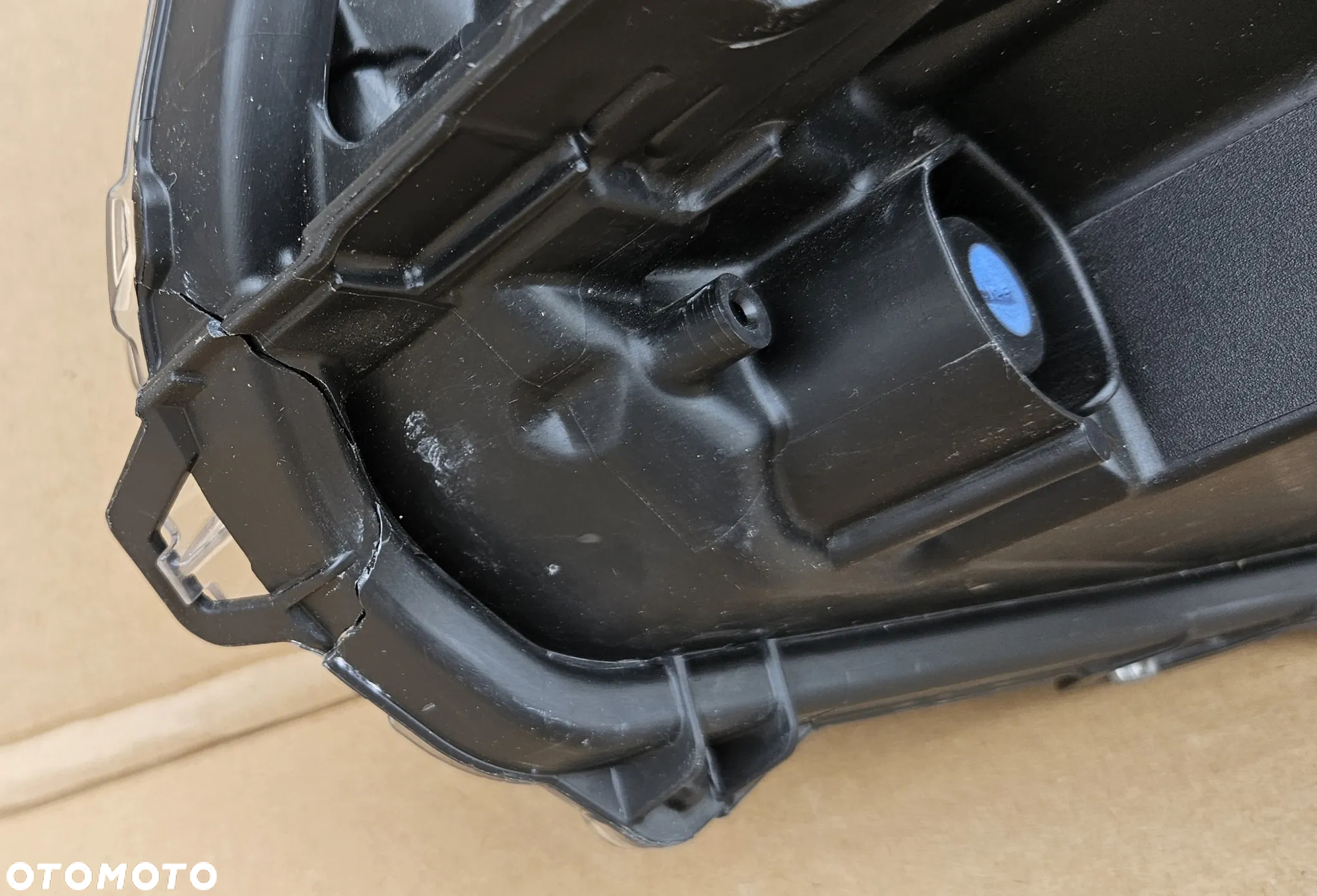 Reflektor prawy lampa przednia LEXUS LBX 2023- ORYGINAŁ! - 17