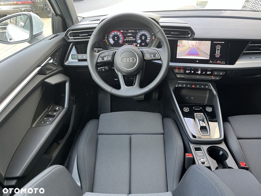 Audi A3 Sportback - 11