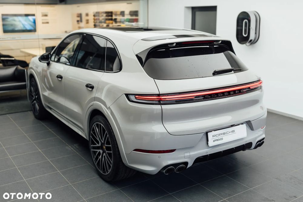 Porsche Cayenne S - 10