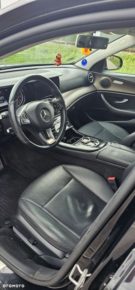 Mercedes-Benz Klasa E - 12