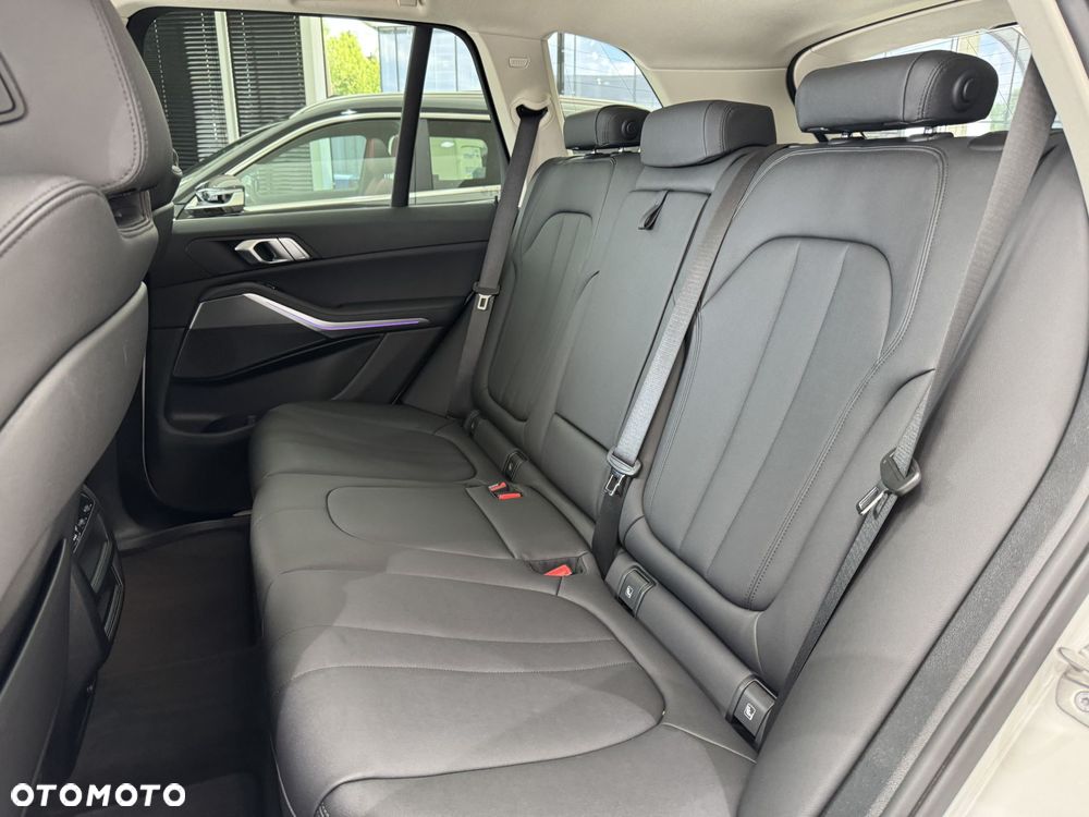 BMW X5 xDrive25d - 13