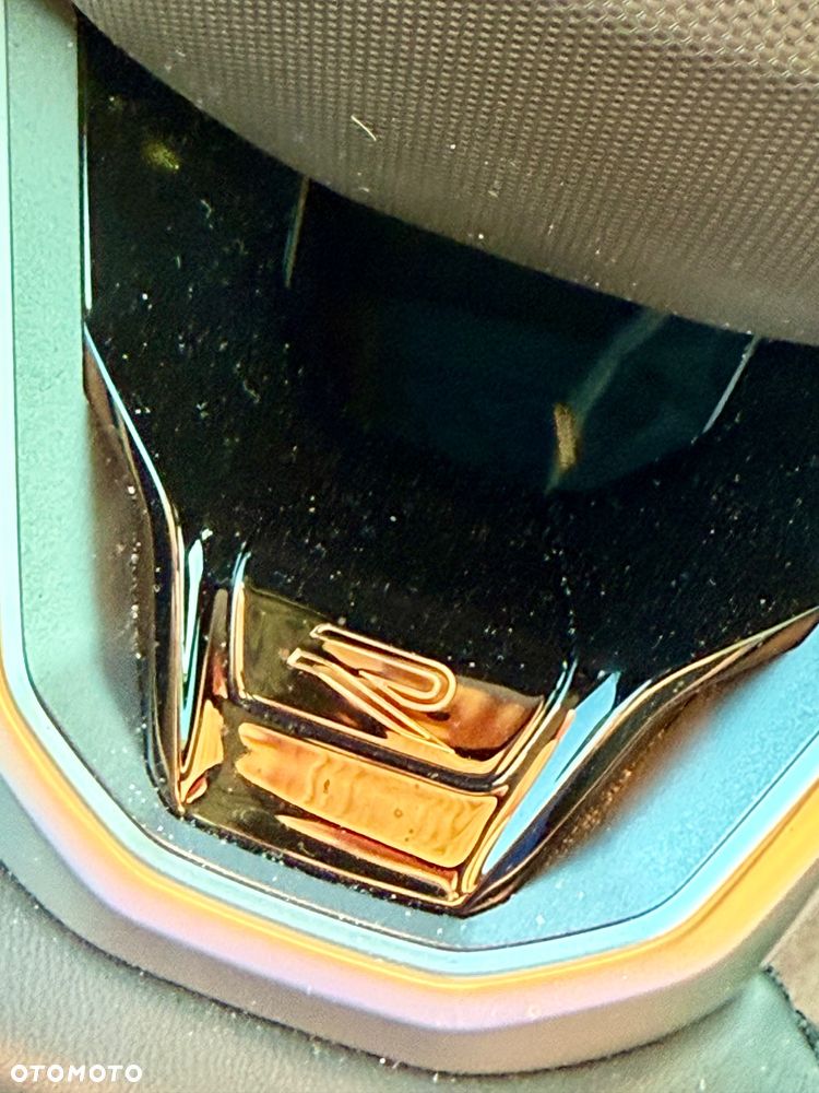 Volkswagen Tiguan 2.0 TDI SCR 4MotION DSG R-Line - 20